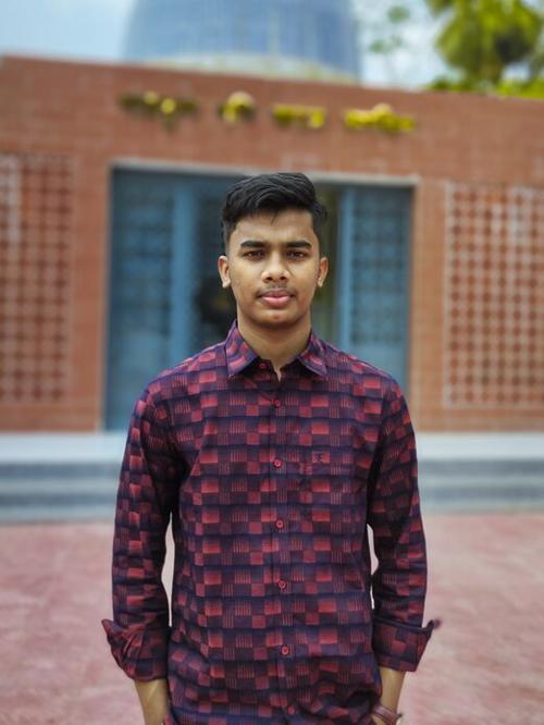 Md Ebrahim Hossain 